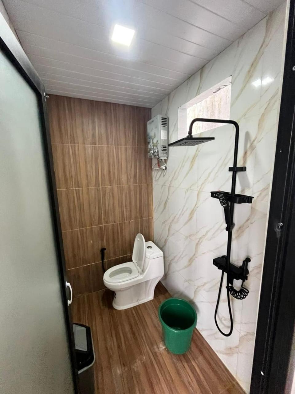 Villa Bintang Sikunir 2 ウォノソボ エクステリア 写真